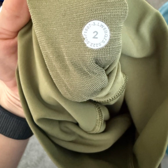 Lululemon Athletica Align Leggings - Picture 3 of 3